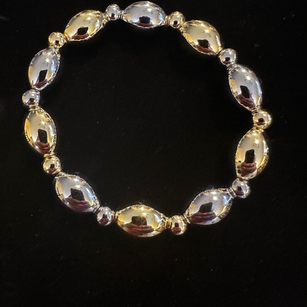 Elegant Gold and Silver Bracelet